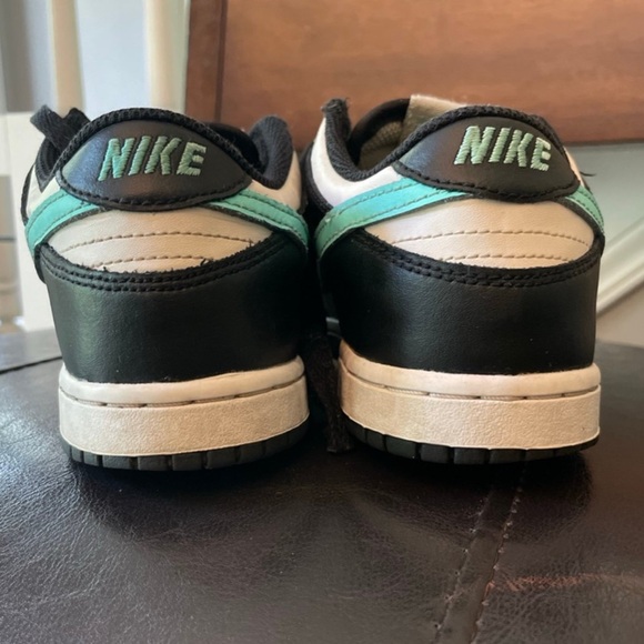 Nike Tiffany Dunks Low 3Y - Picture 2 of 4
